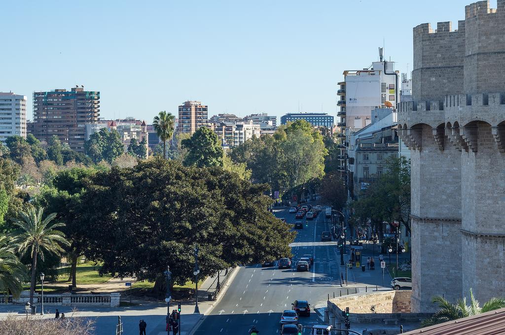 Blanq Carmen Hotel Valensiya Dış mekan fotoğraf