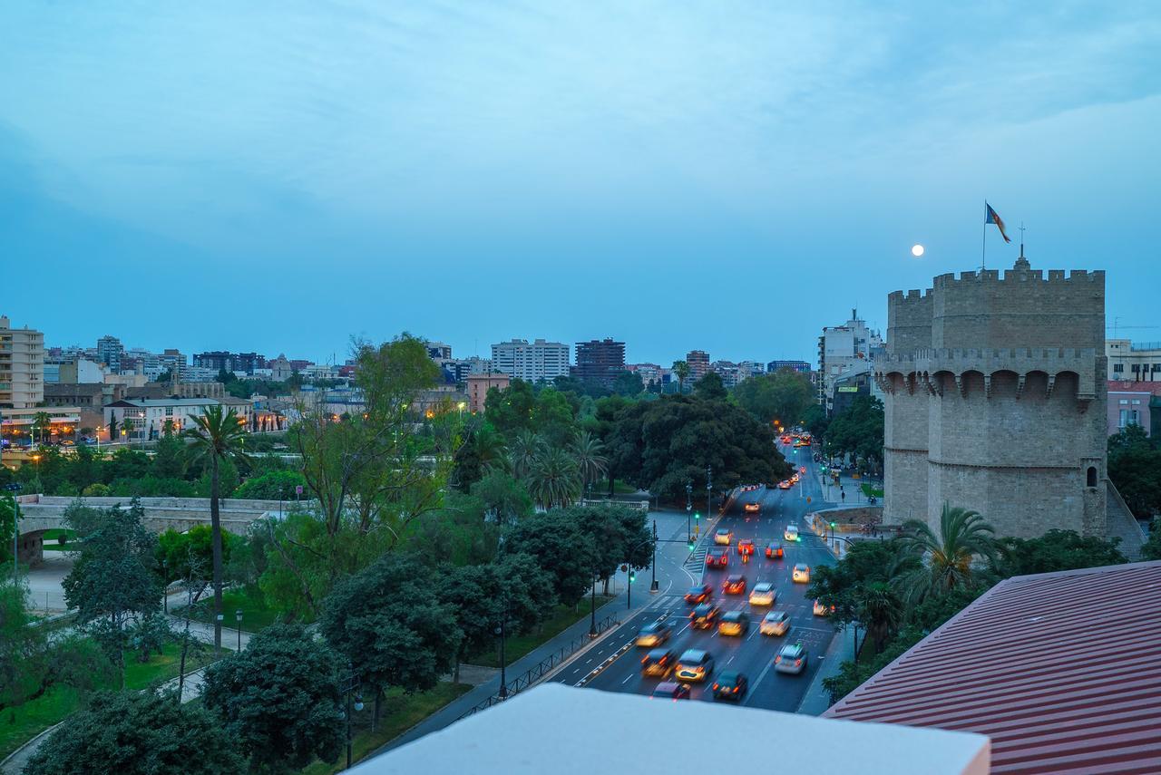 Blanq Carmen Hotel Valensiya Dış mekan fotoğraf