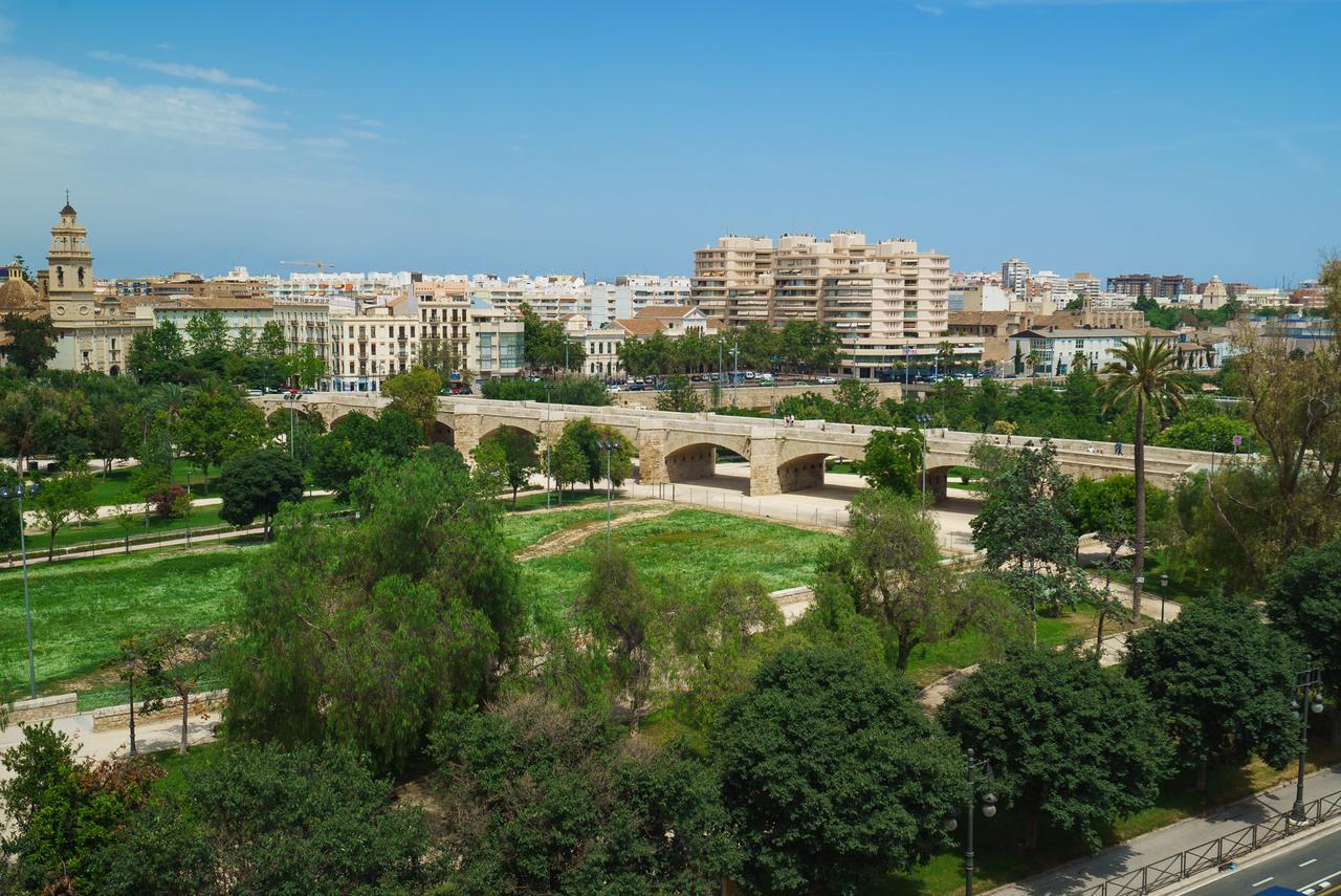 Blanq Carmen Hotel Valensiya Dış mekan fotoğraf